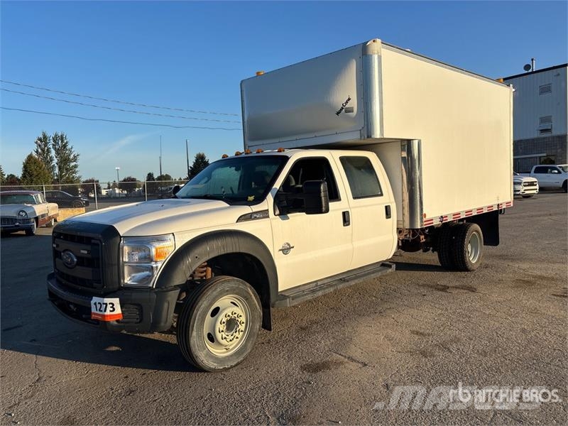 Ford F-550 XL 4x2 Crew Cab Utility Truck Bestelwagens met open laadbak