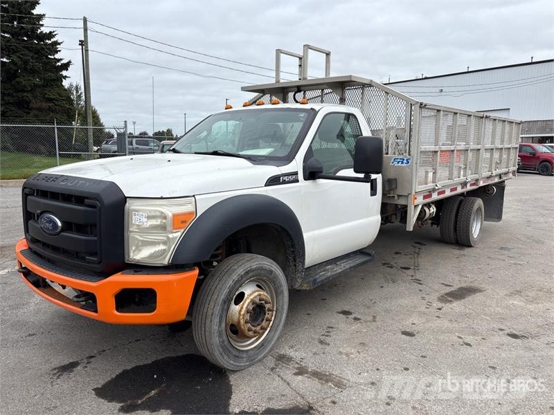 Ford F-550 XL 4x2 Flatbed Truck Flatbed / Dropside trucks