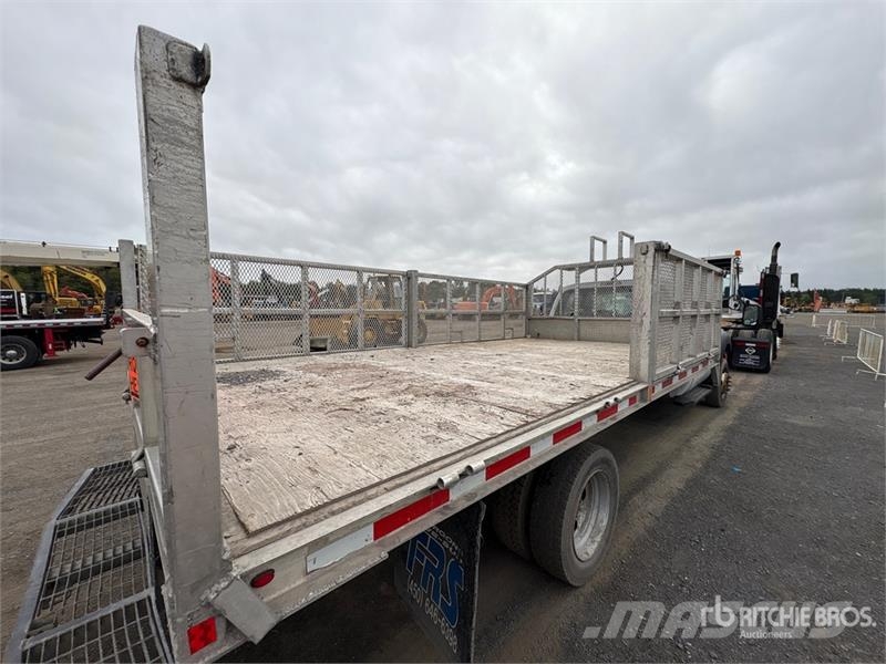 Ford F-550 XL 4x2 Flatbed Truck Flatbed / Dropside trucks