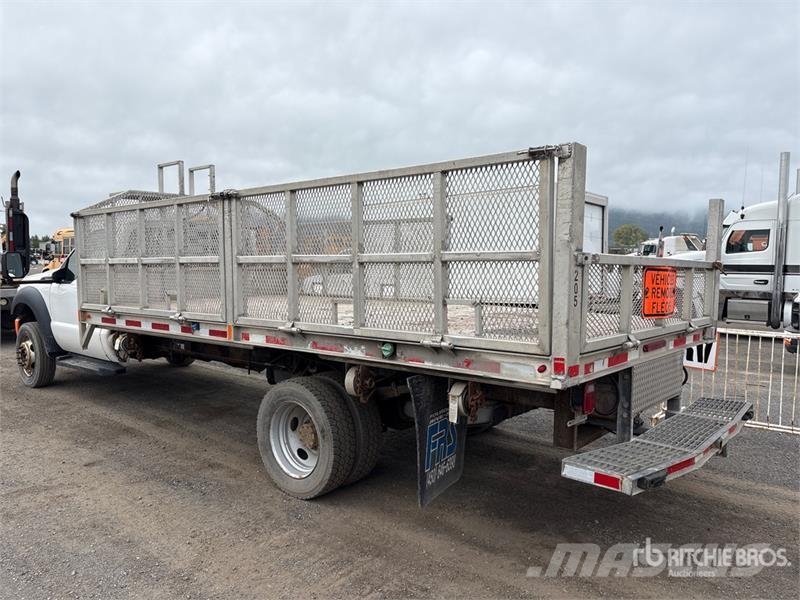 Ford F-550 XL 4x2 Flatbed Truck Flatbed / Dropside trucks