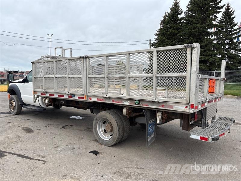 Ford F-550 XL 4x2 Flatbed Truck Flatbed / Dropside trucks
