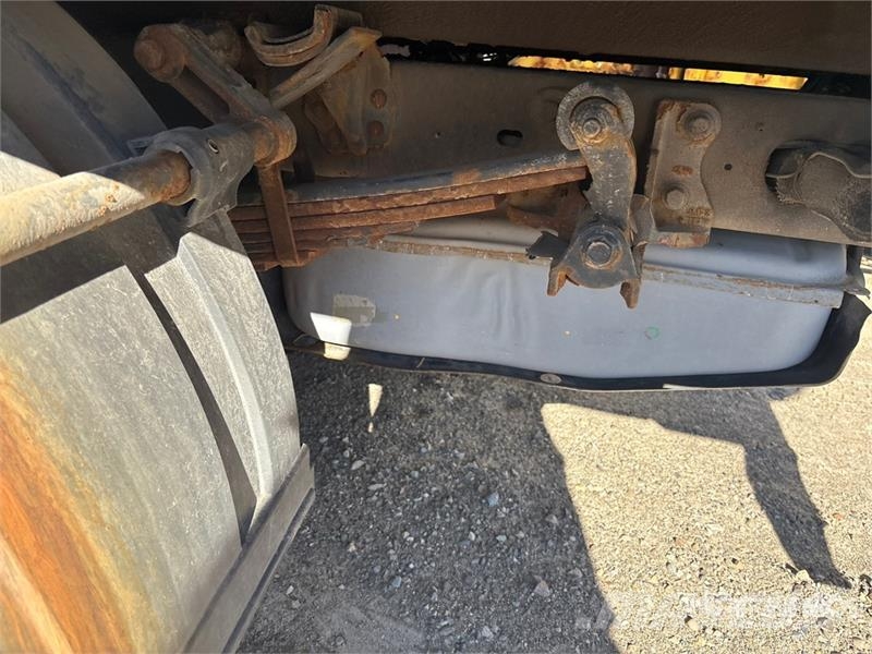 Ford F-550 XL 4x2 Rear Loader Waste Collection Truck (I Камиони за отпадъци