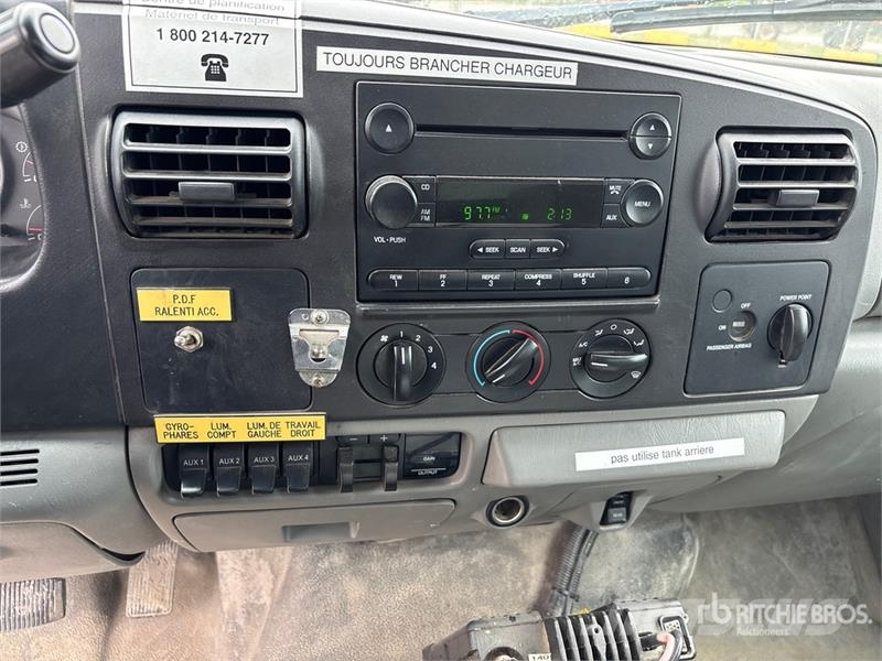 Ford F-550 XL 4x2 Reel Truck Грузовые эвакуаторы