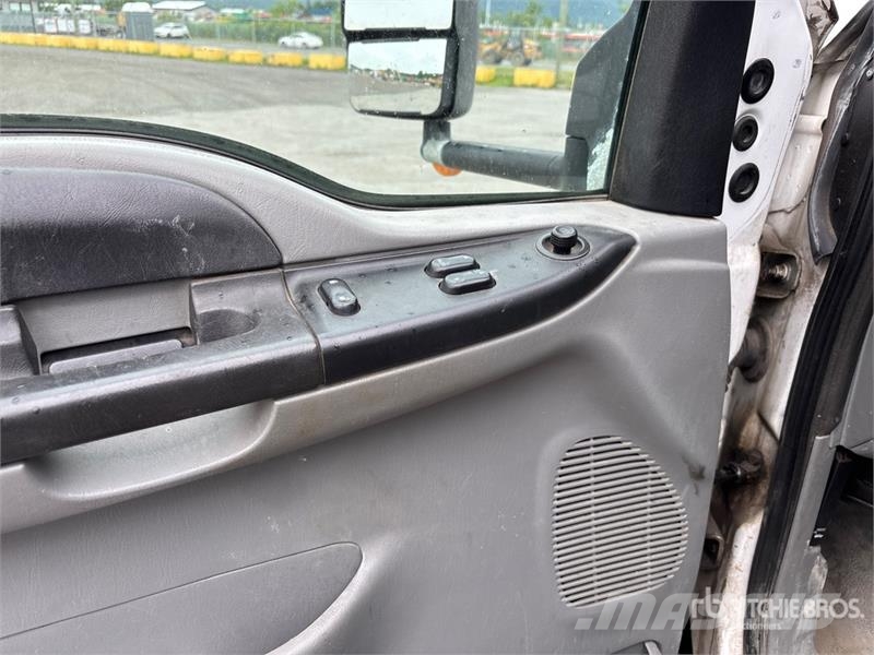 Ford F-550 XL 4x2 Reel Truck Грузовые эвакуаторы