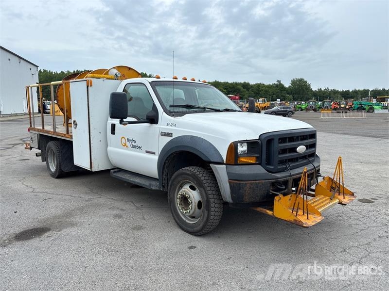 Ford F-550 XL 4x2 Reel Truck Грузовые эвакуаторы