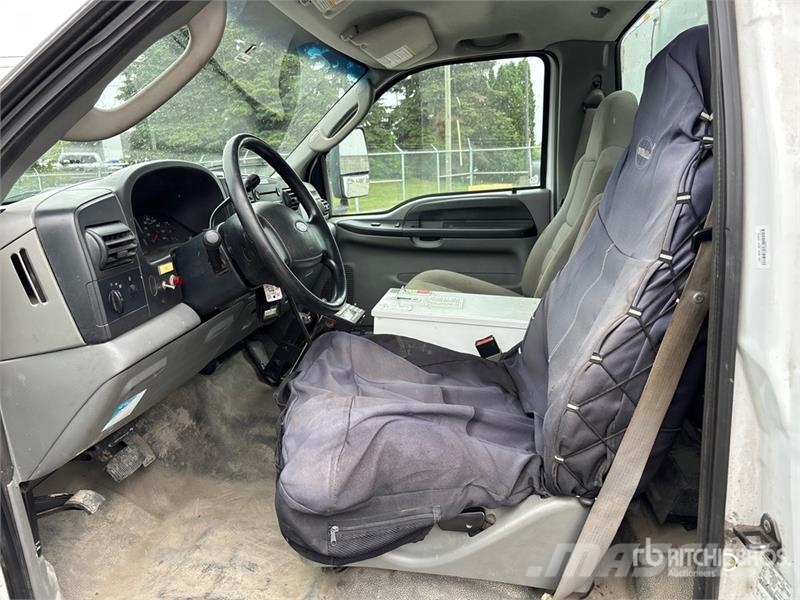 Ford F-550 XL 4x2 Reel Truck Грузовые эвакуаторы
