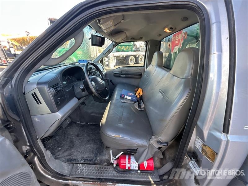Ford F-550 XL 4x2 Service Truck Δημοτικά οχήματα/Οχήματα γενικής χρήσης