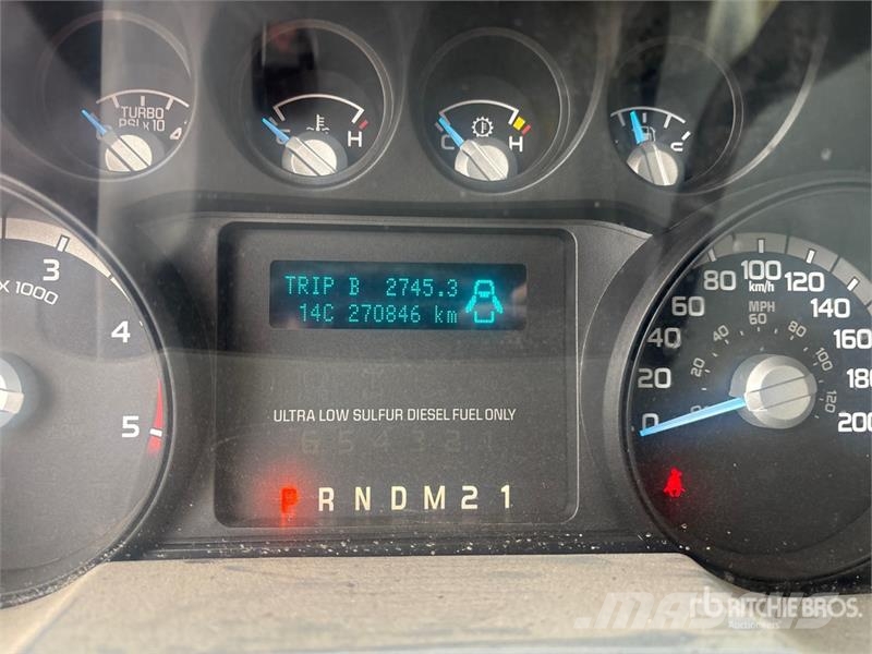 Ford F-550 XL 4x2 Van Truck Box body trucks