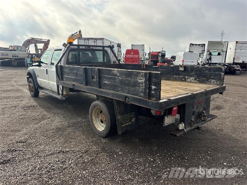 Ford F-550 XL 4x4 Crew Cab Flatbed Truck Kamioni sa otvorenim sandukom