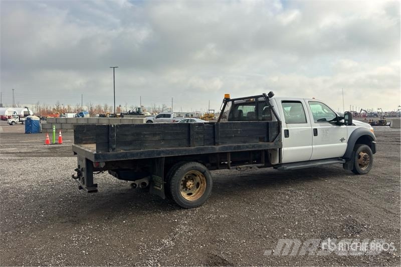Ford F-550 XL 4x4 Crew Cab Flatbed Truck Kamioni sa otvorenim sandukom