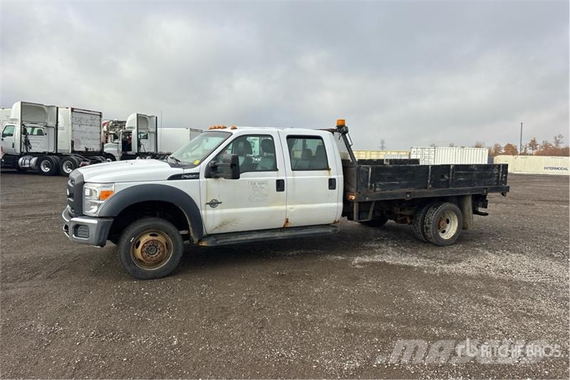 Ford F-550 XL 4x4 Crew Cab Flatbed Truck Kamioni sa otvorenim sandukom