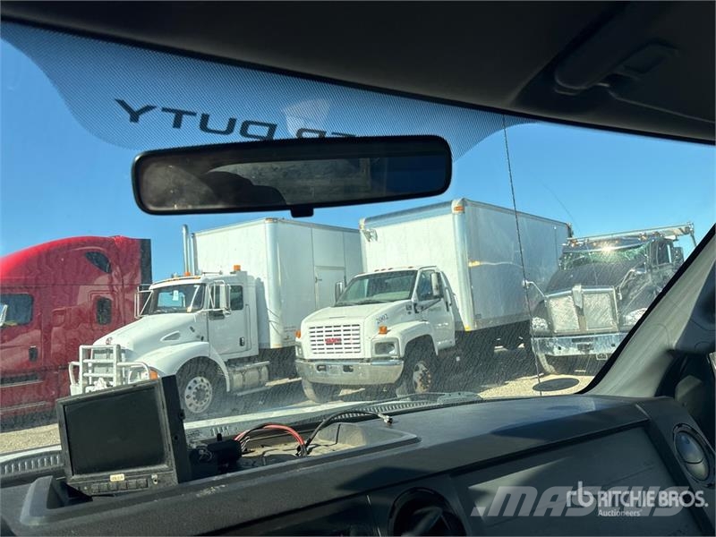Ford F-550 XL 4x4 Rear Loader Waste Collection Truck (I Kamioni za otpad