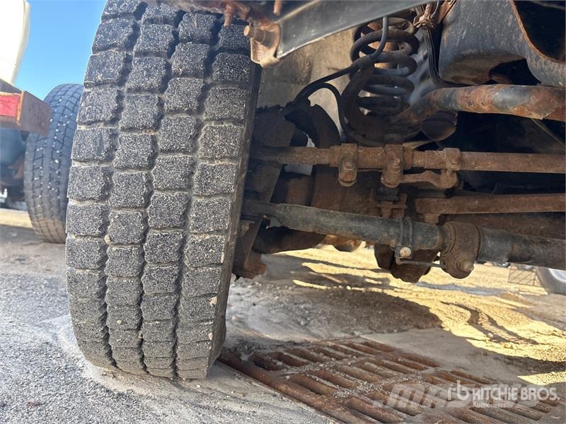Ford F-550 XL 4x4 Rear Loader Waste Collection Truck (I Kamioni za otpad