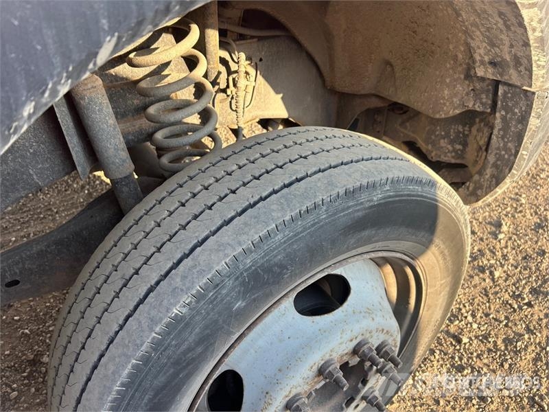 Ford F-550 XL 4x4 S/A Dump Truck Kiperi kamioni
