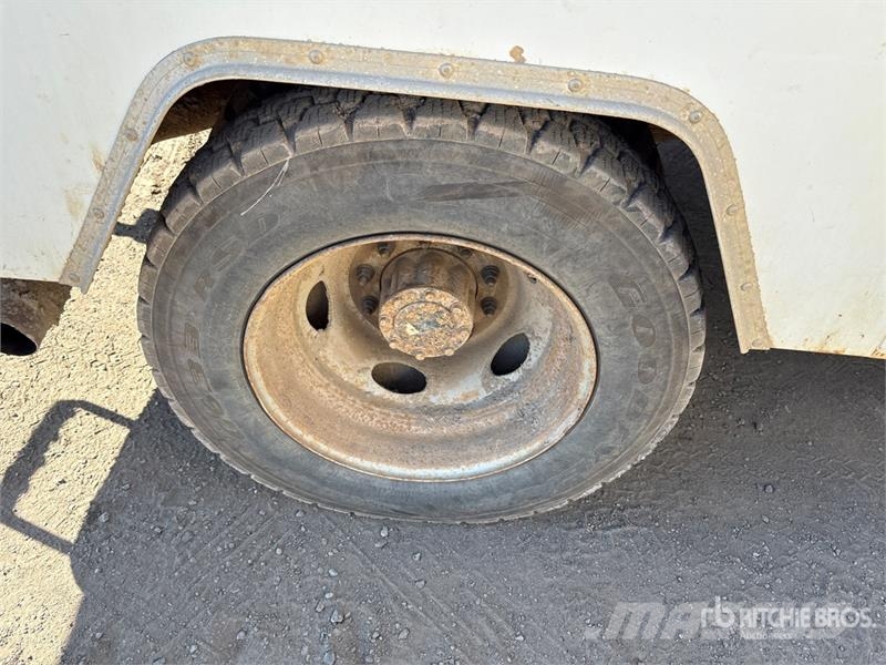 Ford F-550 XL 4x4 Service Truck Kommunal-Sonderfahrzeuge
