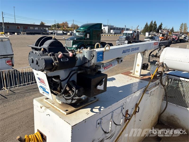 Ford F-550 XL 4x4 Service Truck Kommunal-Sonderfahrzeuge
