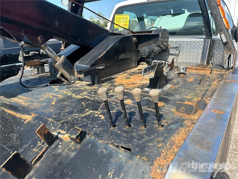 Ford F-550 XLT 4x2 Tow Truck (Inoperable) Грузовые эвакуаторы