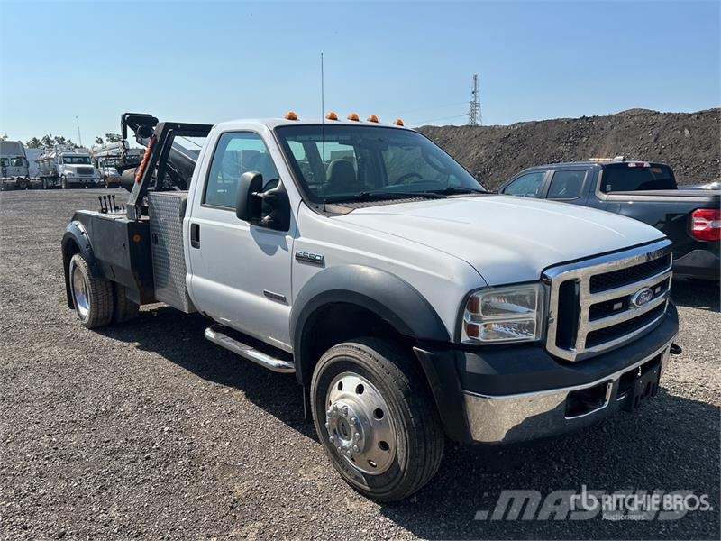 Ford F-550 XLT 4x2 Tow Truck (Inoperable) Грузовые эвакуаторы