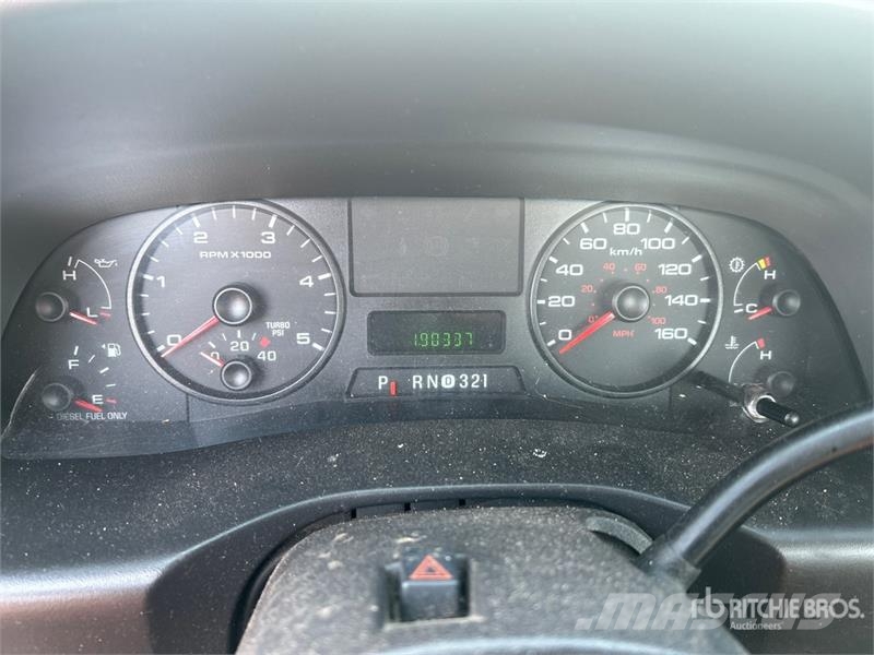 Ford F-550 XLT 4x2 Tow Truck (Inoperable) Грузовые эвакуаторы