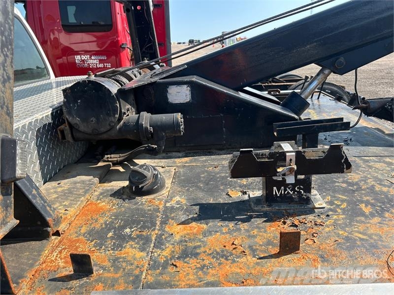 Ford F-550 XLT 4x2 Tow Truck (Inoperable) Грузовые эвакуаторы
