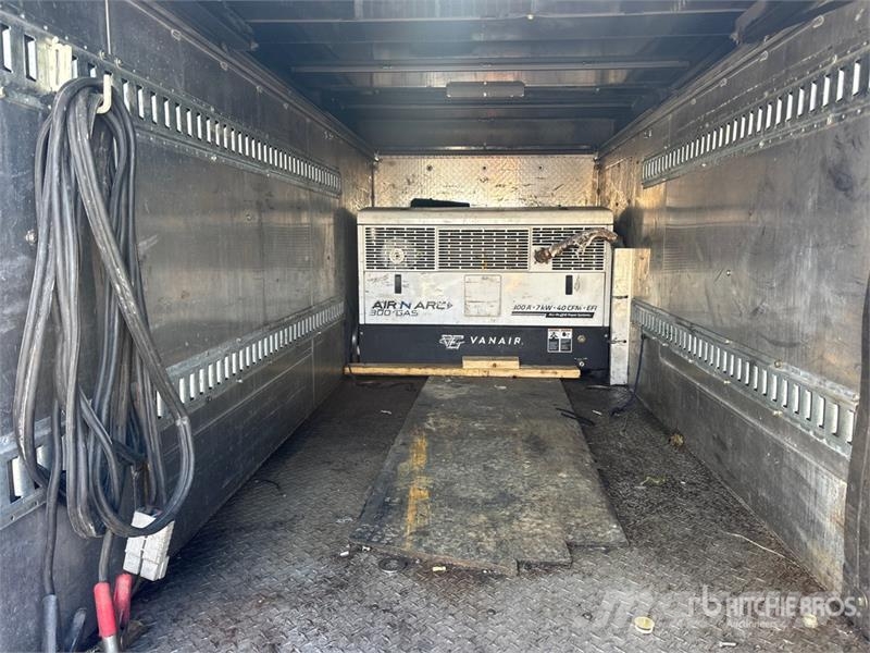 Ford F-550 XLT 4x4 Crew Cab Service Truck Komunalna vozila
