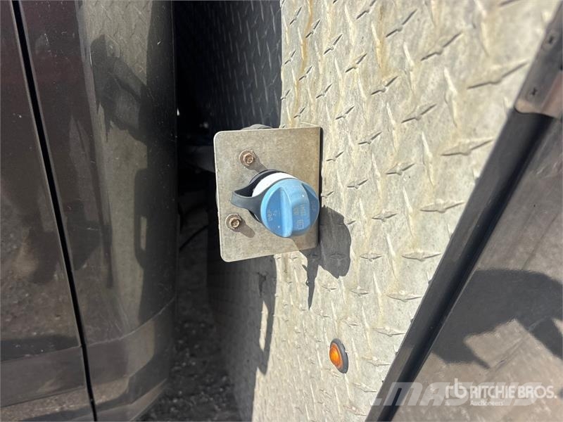 Ford F-550 XLT 4x4 Crew Cab Service Truck Komunalna vozila