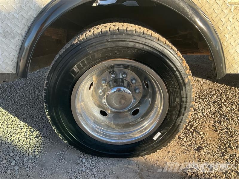 Ford F-550 XLT 4x4 Extended Cab Service Truck Kommunalt / generelt kjøretøy