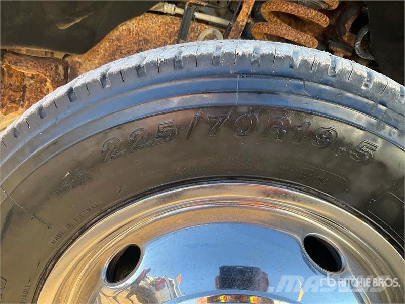 Ford F-550 XLT 4x4 Extended Cab Service Truck Kommunalt / generelt kjøretøy