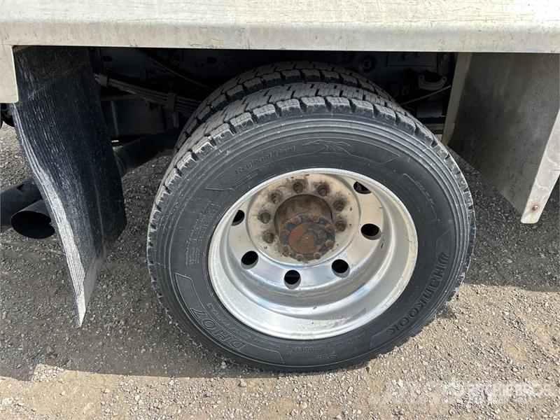 Ford F-550 XLT 4x4 Extended Cab Snow Plow Truck Municipal / general purpose vehicles