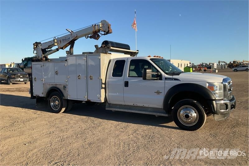 Ford F-550 XLT 4x4 Extended Cab Service Truck Kommunalt / generelt kjøretøy