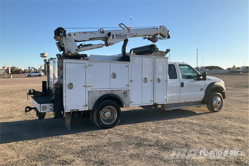 Ford F-550 XLT 4x4 Extended Cab Service Truck Kommunalt / generelt kjøretøy