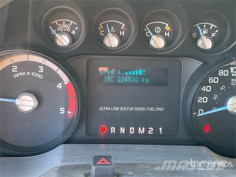 Ford F-550 XLT 4x4 Extended Cab Service Truck Kommunalt / generelt kjøretøy