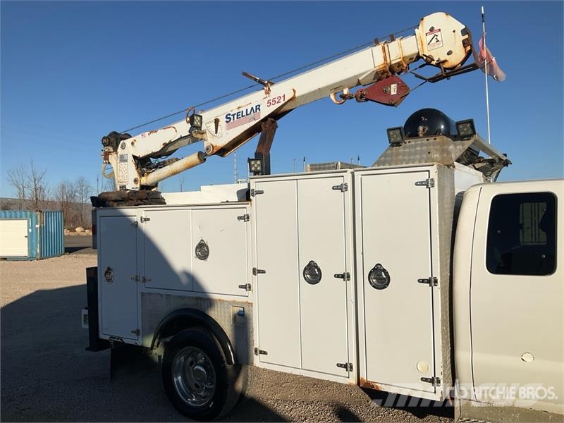 Ford F-550 XLT 4x4 Extended Cab Service Truck Kommunalt / generelt kjøretøy