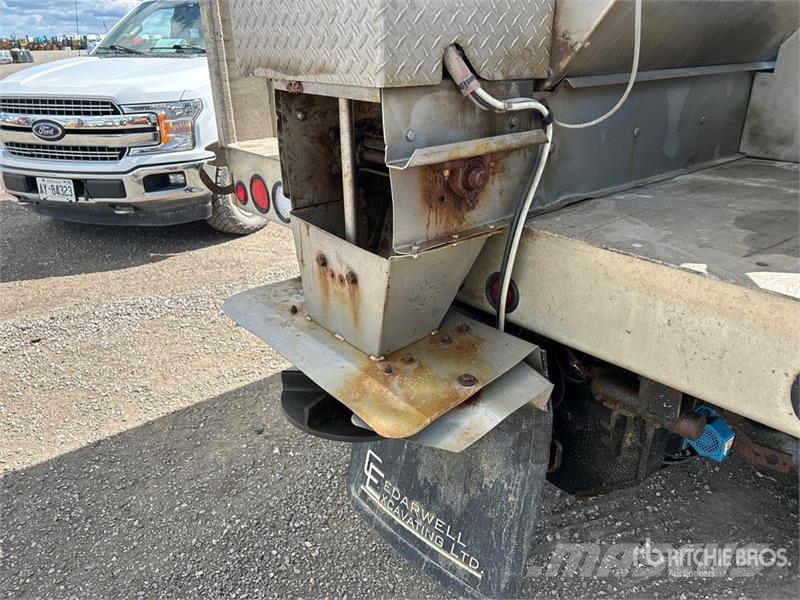 Ford F-550 XLT 4x4 Extended Cab Snow Plow Truck Municipal / general purpose vehicles