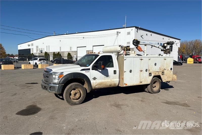 Ford F-550 XLT 4x4 Service Truck Kommunal-Sonderfahrzeuge