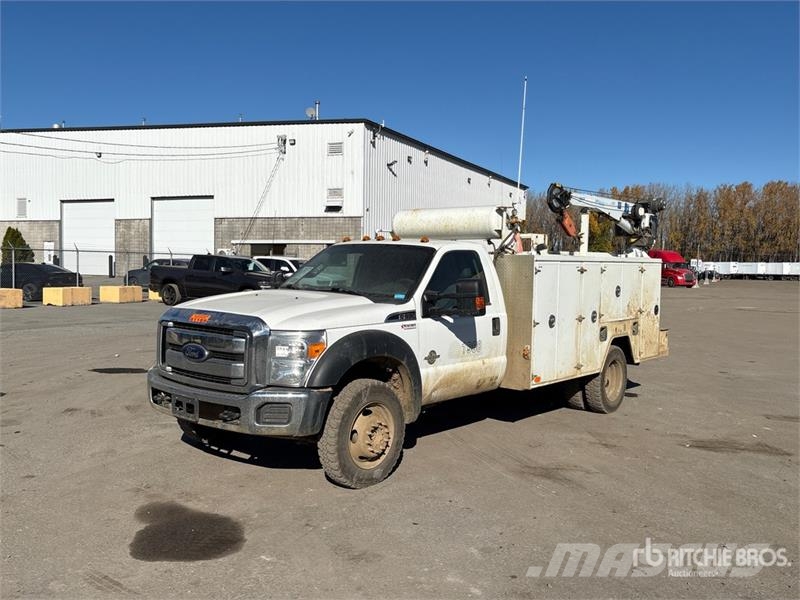 Ford F-550 XLT 4x4 Service Truck Kommunal-Sonderfahrzeuge
