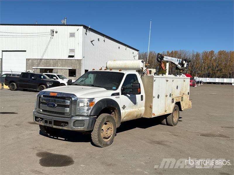 Ford F-550 XLT 4x4 Service Truck Kommunal-Sonderfahrzeuge