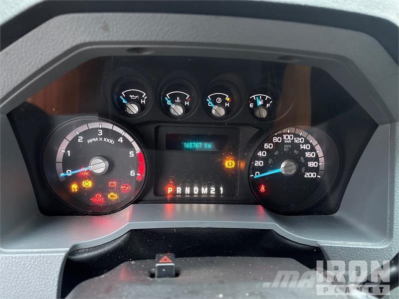 Ford F-650 4x2 Van Box Truck Van Truck Van Body Trucks