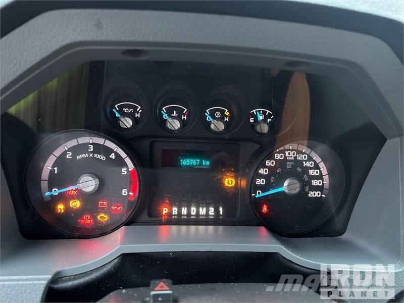 Ford F-650 4x2 Van Box Truck Van Truck Van Body Trucks