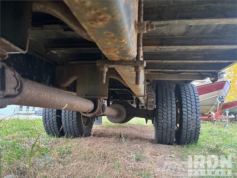 Ford F-650 4x2 Van Box Truck Van Truck Van Body Trucks