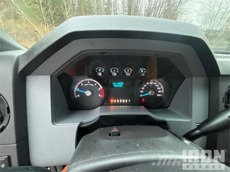 Ford F-650 4x2 Van Truck Camiones caja cerrada