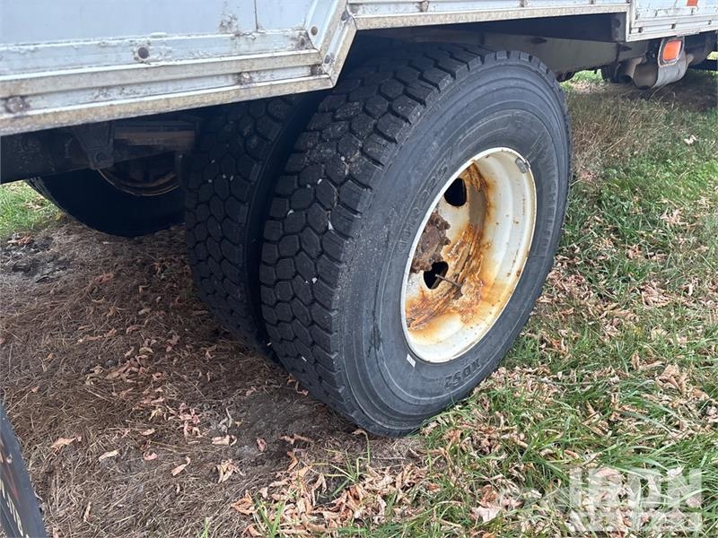 Ford F-650 4x2 Van Truck Camiones caja cerrada