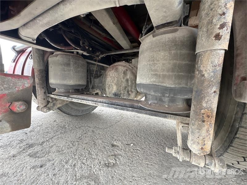 Ford F-750 4x2 Extended Cab Rollback Truck Camion dépannage
