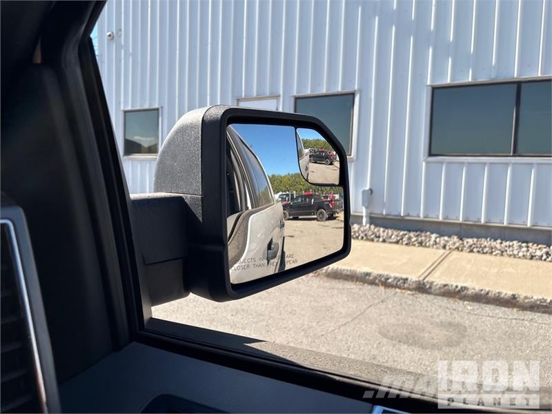 Ford F150 XLT 4x4 Crew Cab Pickup Inne