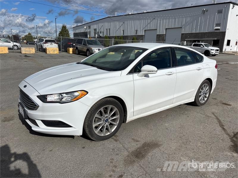 Ford Fusion SE Automobile Automobili