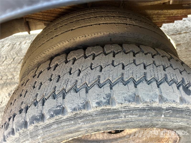 Ford GSR35D-3 35 ft on Ford F-450 4x2 Van Mounted Aeria المنصات الهوائية المثبتة على شاحنة