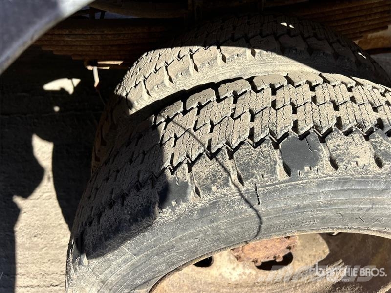 Ford GSR35D-3 35 ft on Ford F-450 4x2 Van Mounted Aeria المنصات الهوائية المثبتة على شاحنة