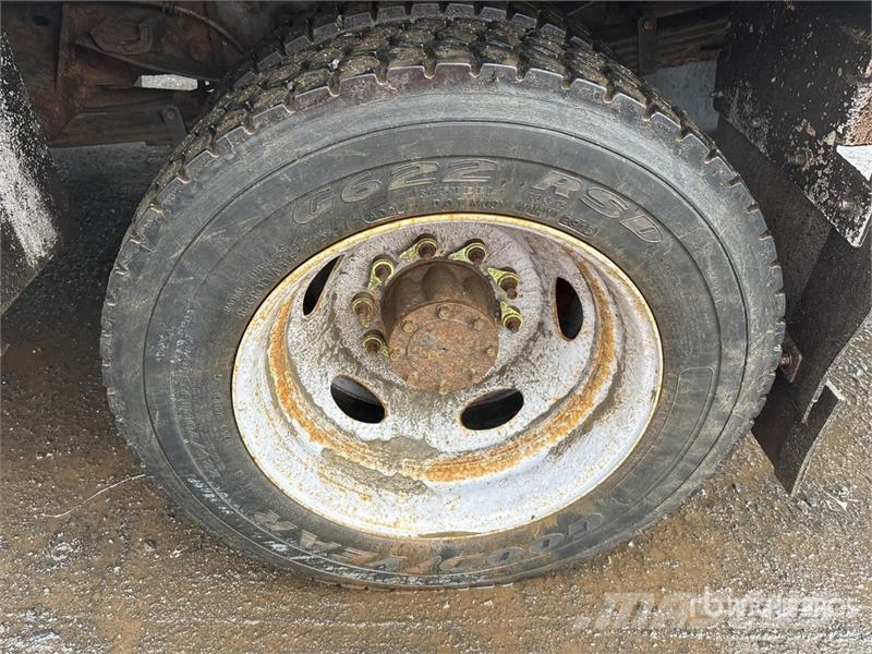 Ford Hydralique RH41 30 ft on Ford F-550 4x4 Van Mounte Auto hoogwerkers