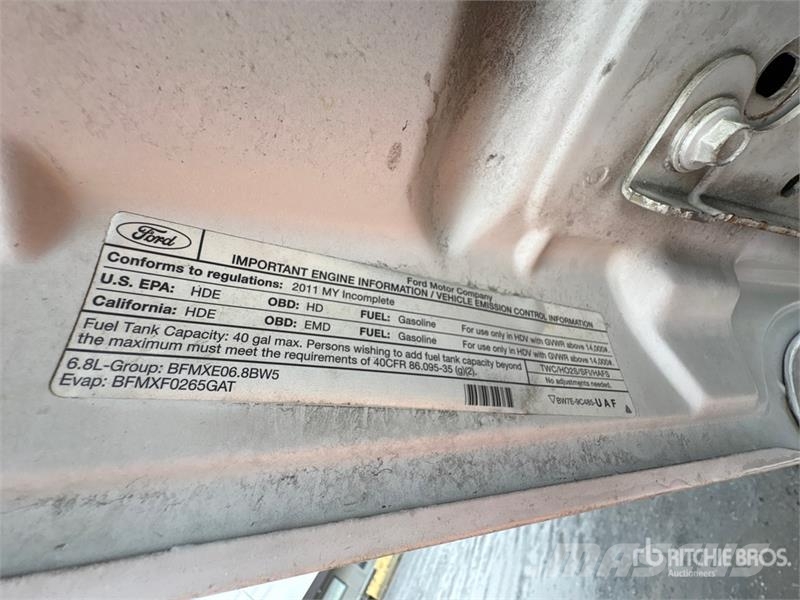 Ford Hydralique RH41 30 ft on Ford F-550 4x4 Van Mounte Auto hoogwerkers
