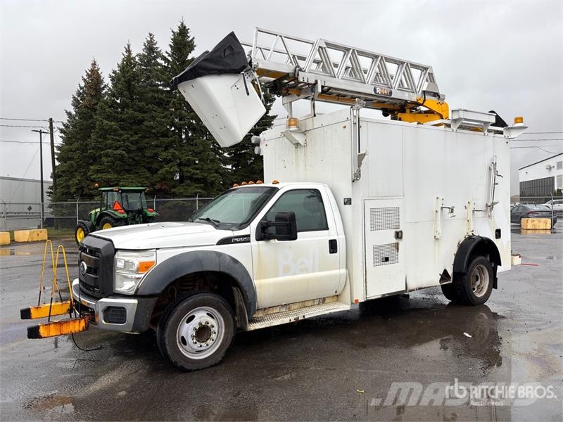 Ford Hydralique RH41 30 ft on Ford F-550 4x4 Van Mounte Auto hoogwerkers